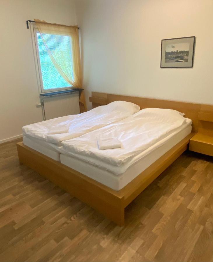 Gullringens Vaerdshus & Hotell Екстер'єр фото